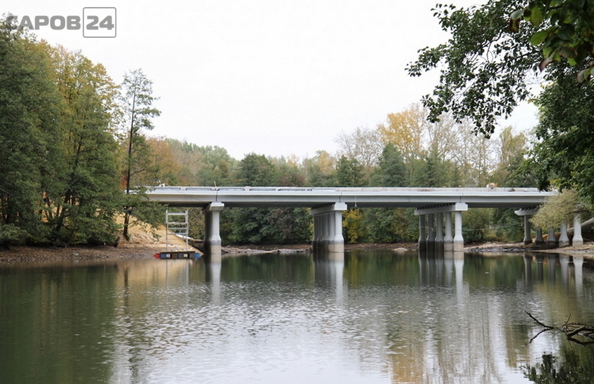 Строительство моста через реку Сатис