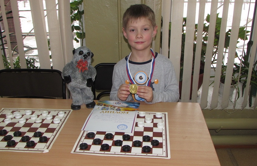 В Сарове появился еще один чемпион области по шашкам