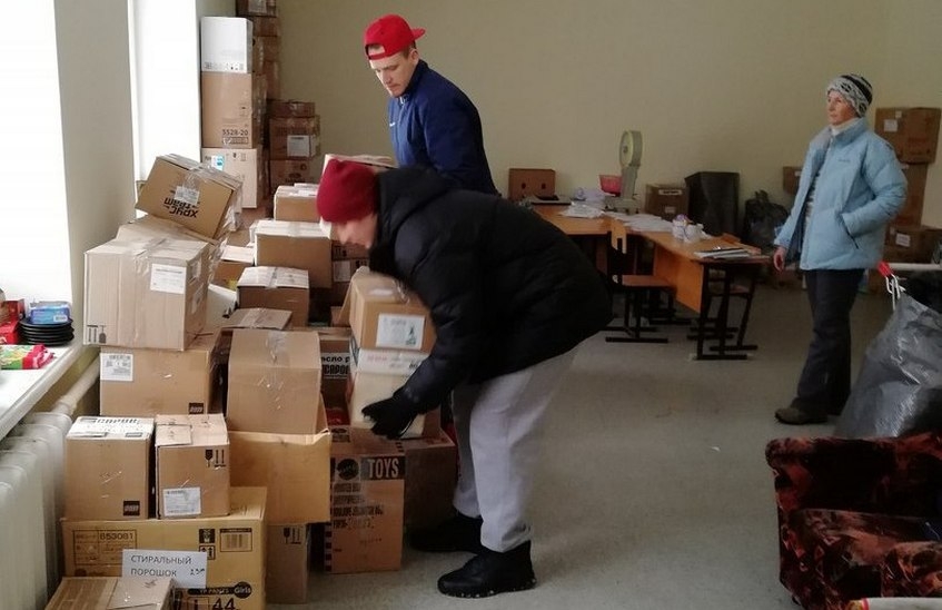 Нужны мужчины для погрузки гуманитарной помощи жителям Луганска