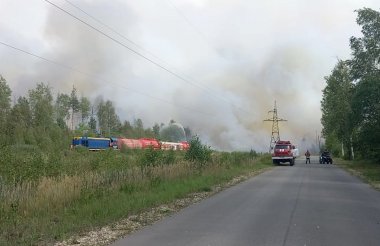 Более 1600 человек тушат пожар в Мордовском заповеднике