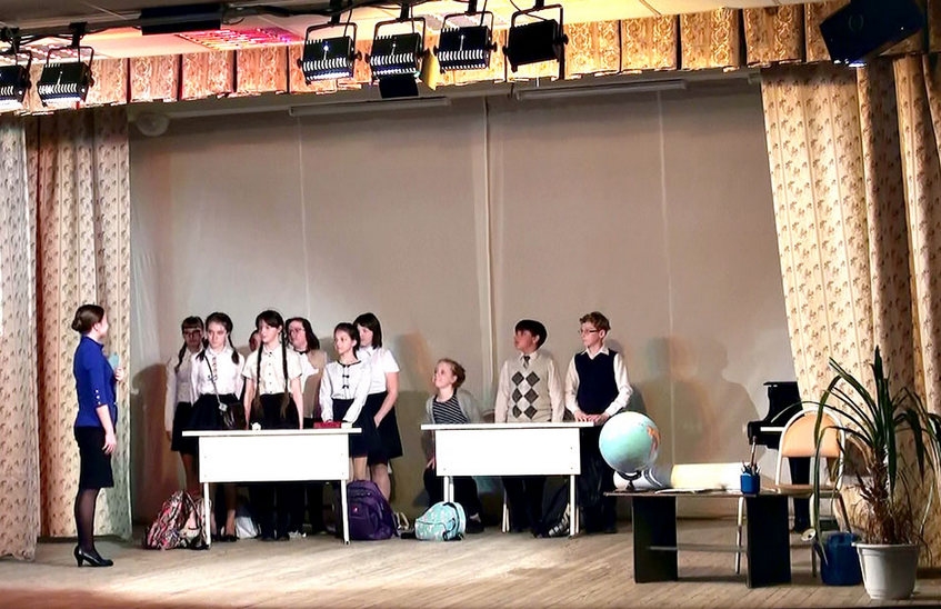 В ДШИ № 2 поставили спектакль по пьесе своей ученицы