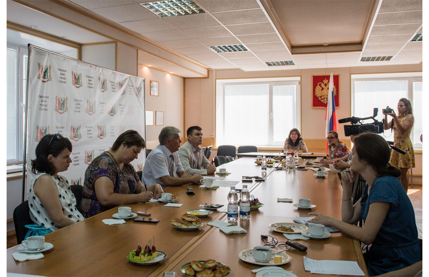 Глава города Александр Тихонов провёл пресс-конференцию для саровских журналистов
