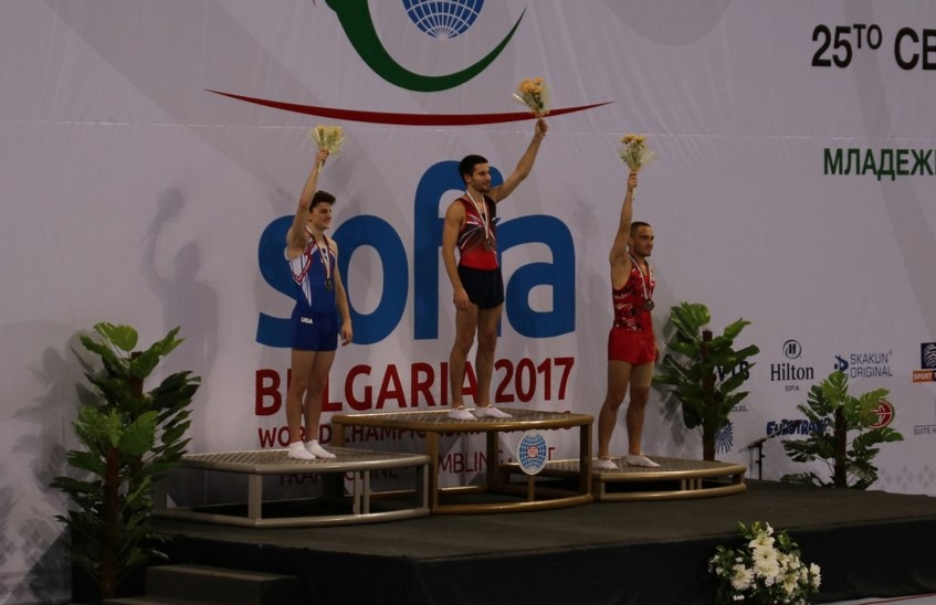 Еще две медали завоевали саровские акробаты на чемпионате мира в Софии