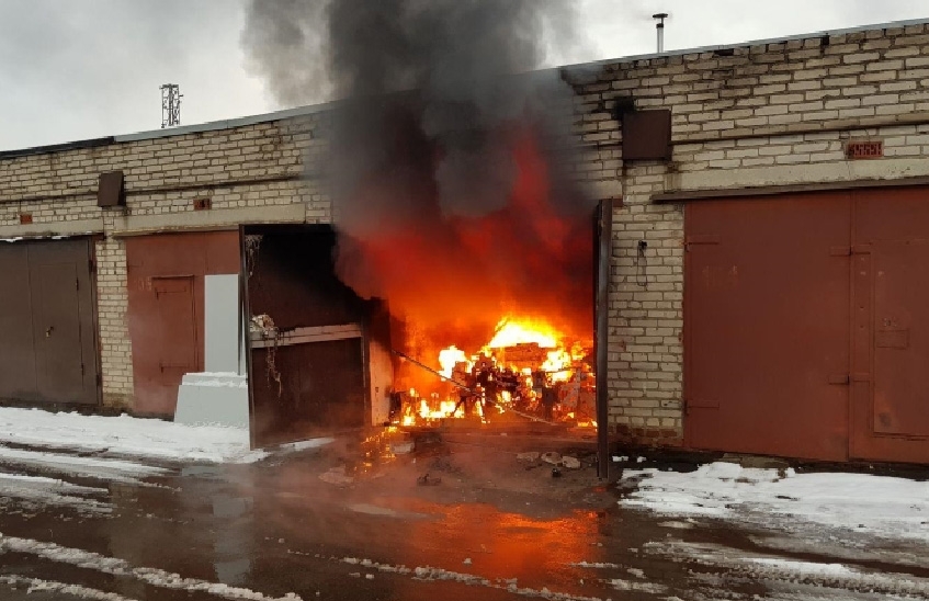 Саровчанам напоминают правила пожарной безопасности в гаражных кооперативах