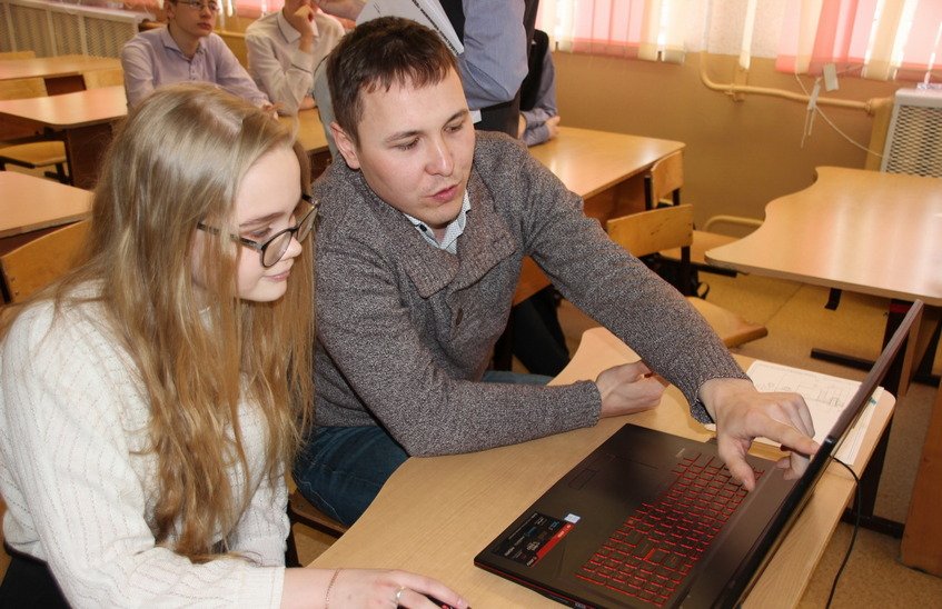 Школьники Сарова погрузились в инженерные профессии в рамках проекта «Профтренд»