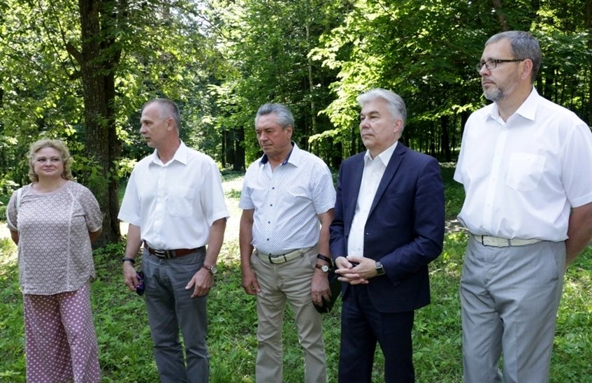 Дан старт реконструкции парка имени Зернова