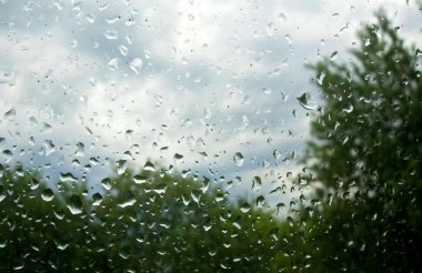 Дождливая и прохладная погода ожидает саровчан в выходные