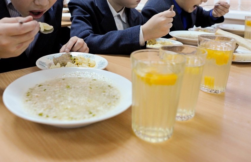 Саровчане смогут платить через интернет за школьное питание