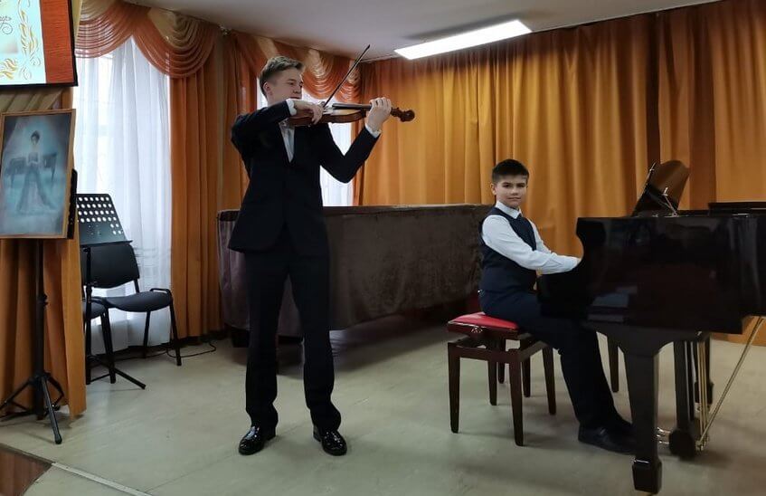 Дуэт из Сарова стал лауреатом межрегионального конкурса «Юный концертмейстер»
