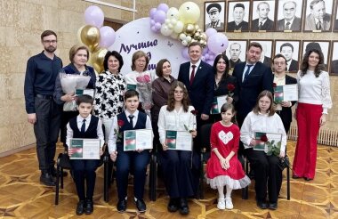 Талантливые юные саровчане получили награды