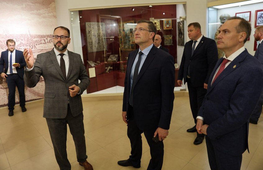 Глеб Никитин обсудил с главой Мордовии развитие кластеров «Арзамас-Дивеево-Саров» и «Саранск-Темников-Санаксарь»