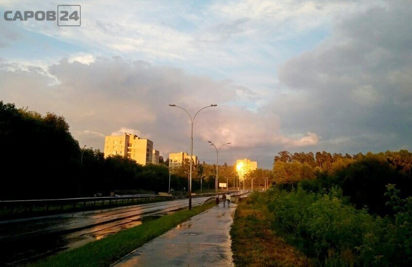 Ремонт дороги проходит на улице Академика Харитона