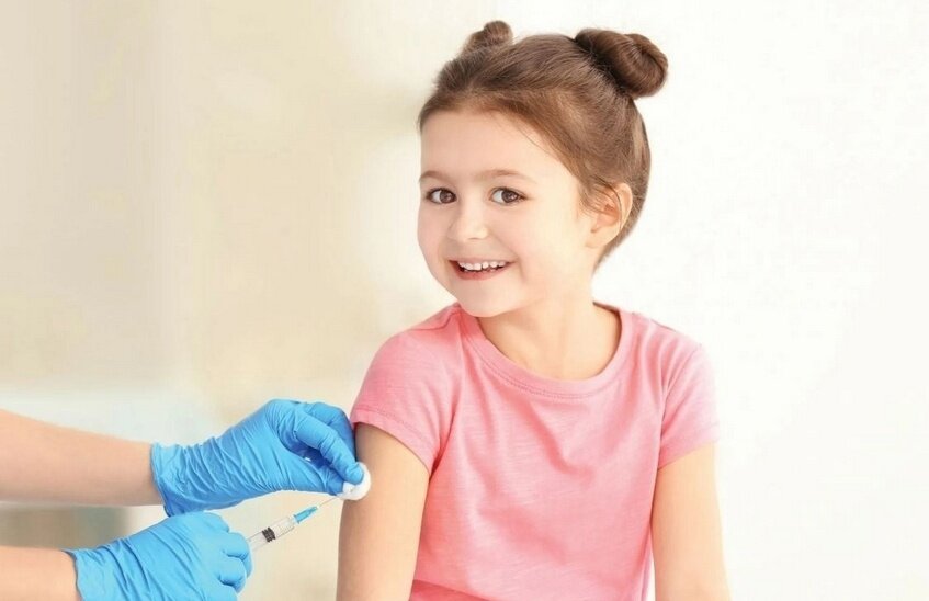 Вакцины против гриппа поступили в детскую поликлинику