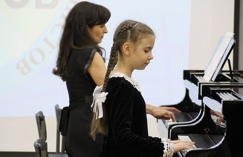 Дуэт педагога и ученицы из Сарова выиграл международный конкурс исполнительского мастерства