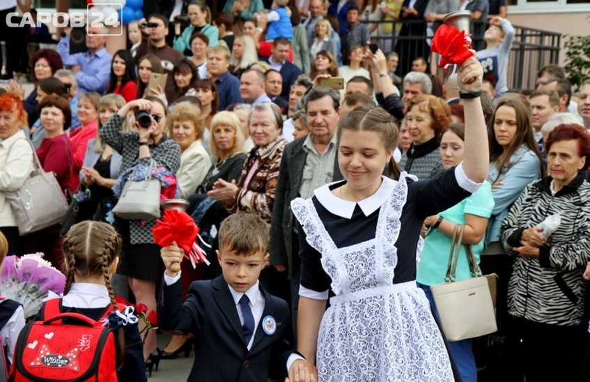 835 первоклассников сели за парты в Сарове