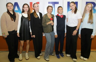 Школьники встретились с драматургом из Санкт-Петербурга Евгенией Алексеевой (ВИДЕО)