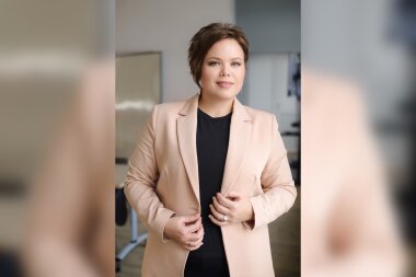 Директор гимназии № 2 Юлия Василкова получила звание «Почётный работник сферы образования Российской Федерации»